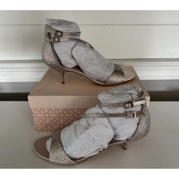 Jewel Badgley Mischka Womens Tangerine Champagne Crystal Sandal Size 11 - Picture 2 of 7